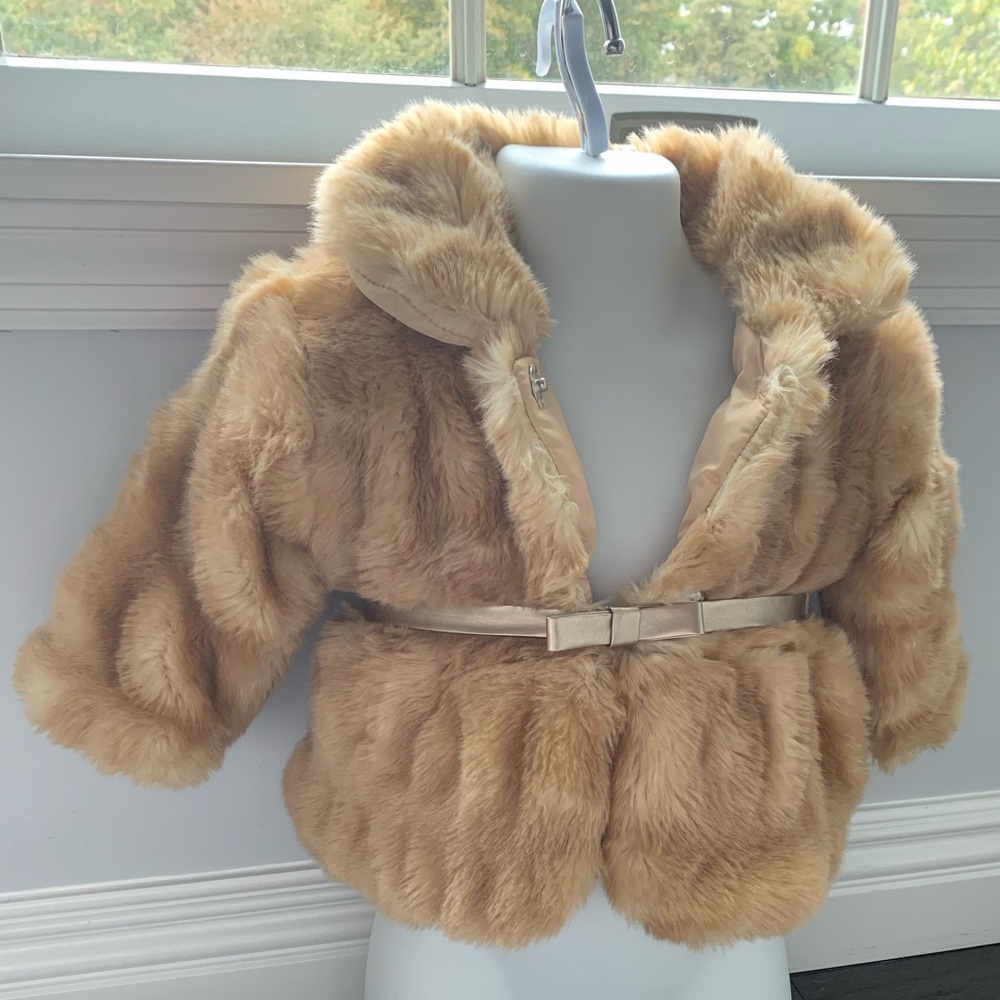 Faux Fur Boutique Baby Coat Size 6 mo, excellent condition!